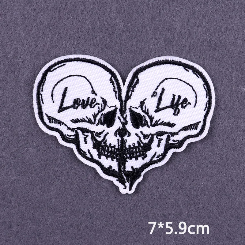 Flamme Schädel Patch Kleidung Punk Bestickt Patches Für Kleidung Eisen Auf Patch Auf Kleidung Thermoadhesive Patches Jacke Abzeichen DIY – Detail 24
