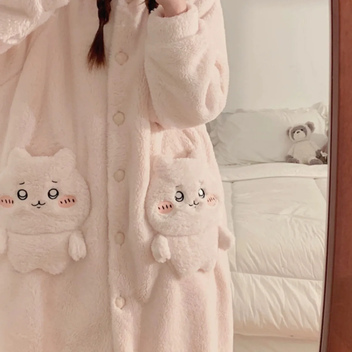 Lovely Chiikawa Cartoon Patterns Nightgown Coral Fleece Autumn And Winter Style Bathrobe Lovers Plush Sleeping Robe And Pants