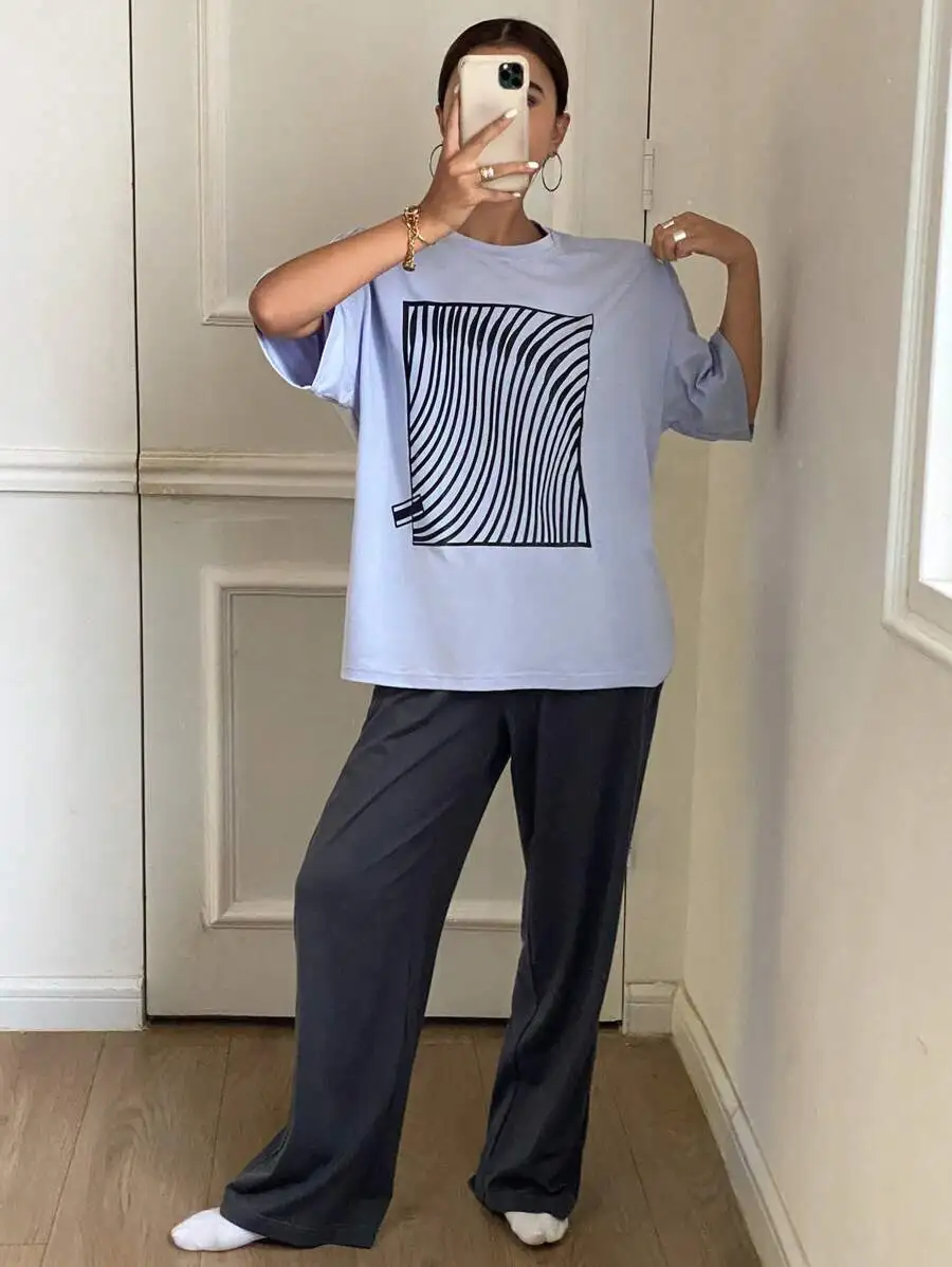 

Loose Fit Printed T-Shirt And Wide Leg Pajama Pants Set For Women