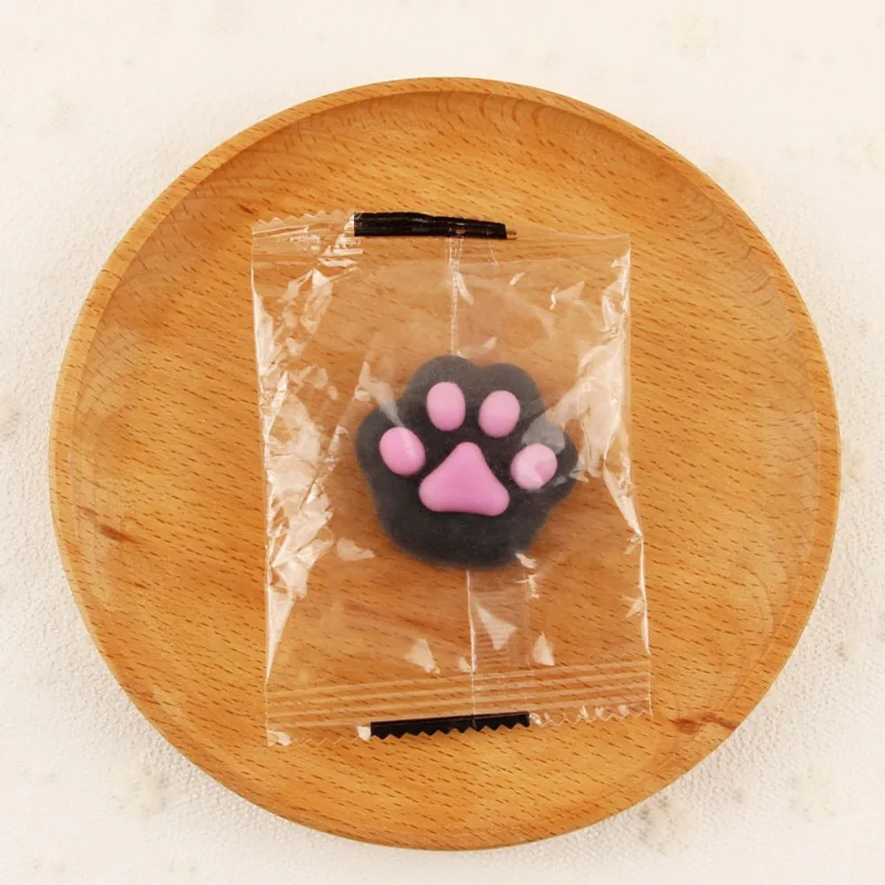 Mini TPR Cat Paw Squeeze Toy Cat Foot Stress Relief PinchToy Slow Rebound 3D Fidget Toy Kid