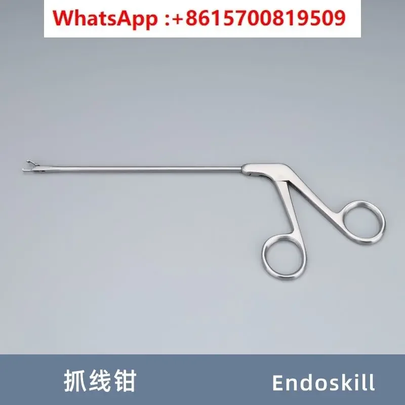 Shoulder and knee arthroscopic surgery simulation training instrument Thread grabber Suture manipulation forceps