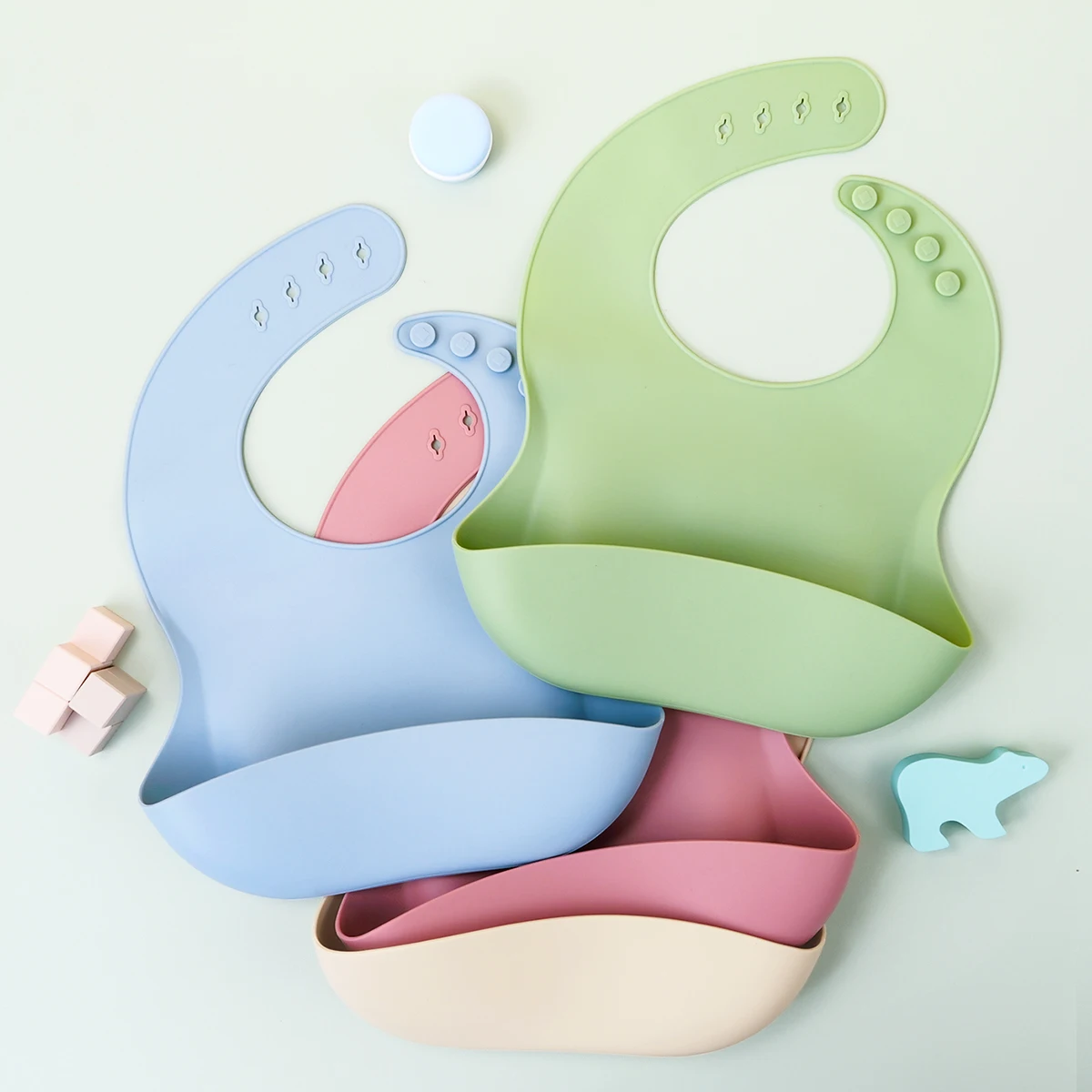 

1PCS Toddler Silicone Breastplate Baby Bib Waterproof Solid Color Infant Bibs Newborn Feeding Burp Cloth Drooling Scarf