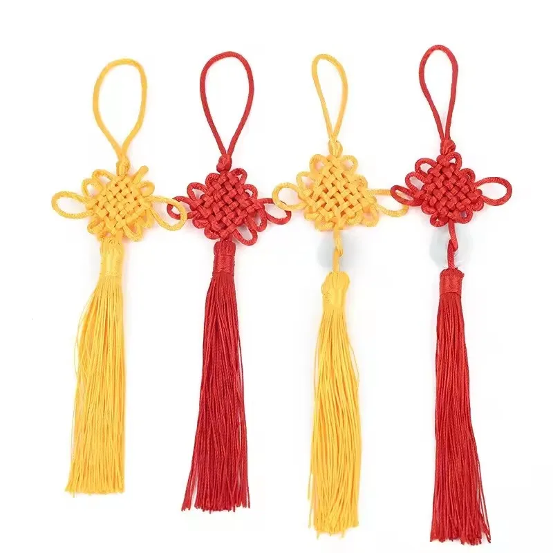 

Handcrafted 2025 Chinese Knot - Festive Red Tassel Pendant for Lunar New Year | Spring Festival Home Decor & Traditional Gift