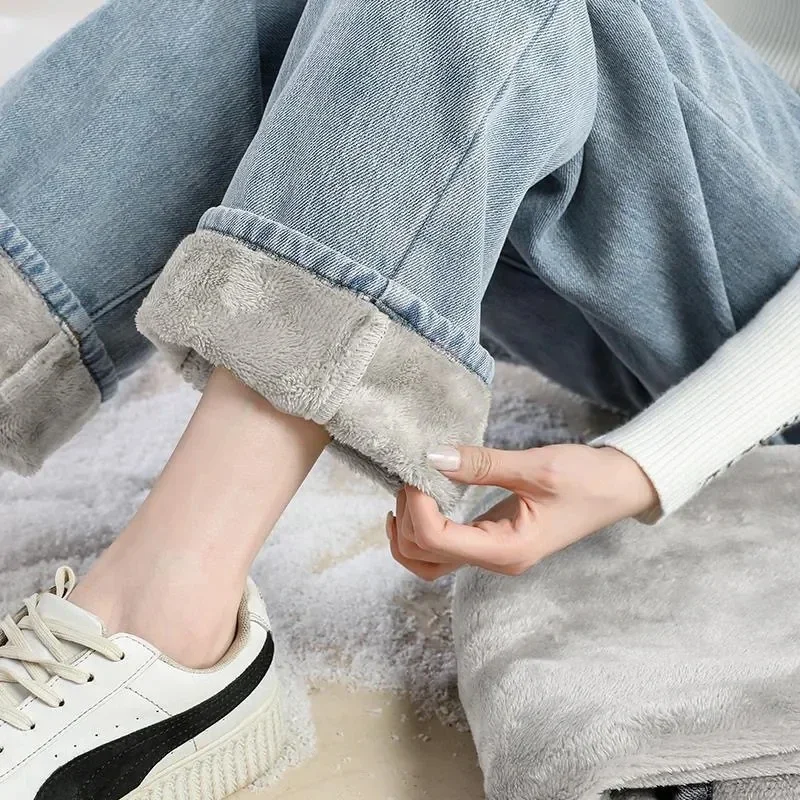 Winter New Women Thick Velvet Jeans Fleece Full Length Korean High Waist Wide Leg Pants Jean Casual Warm Denim Trousers