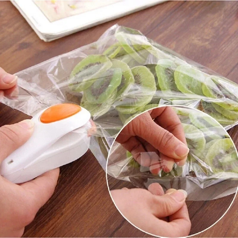 Food bag sealer, mini sealer, suitable for sealing unfinished snack bags, very good kitchen accessories