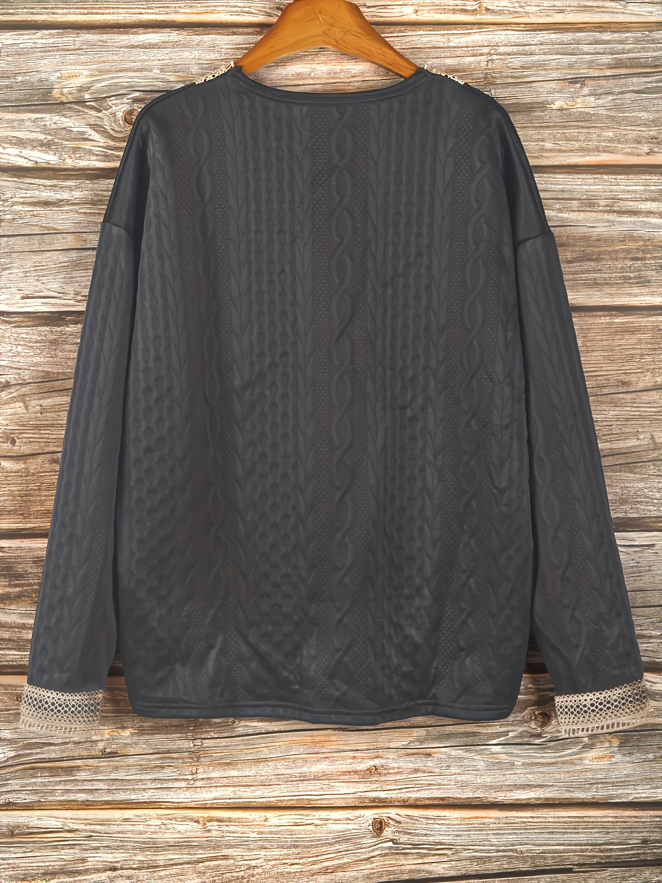 Stilvoller V-Ausschnitt-Pullover mit Spitzenbesatz für Damen in Übergrößen für mühelose Eleganz – Detail 17