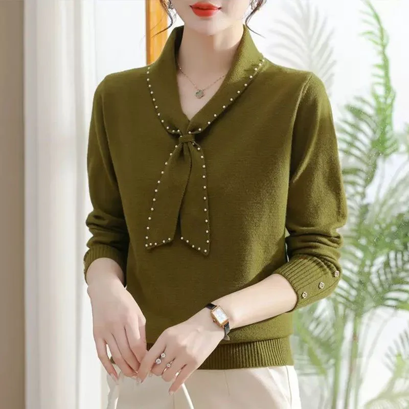 New Autumn Fashion Fashionable Ribbon Beaded Solid Color Versatile Loose Fit Slim Reducing Age Mom\'s Long Sleeve Knitted Top