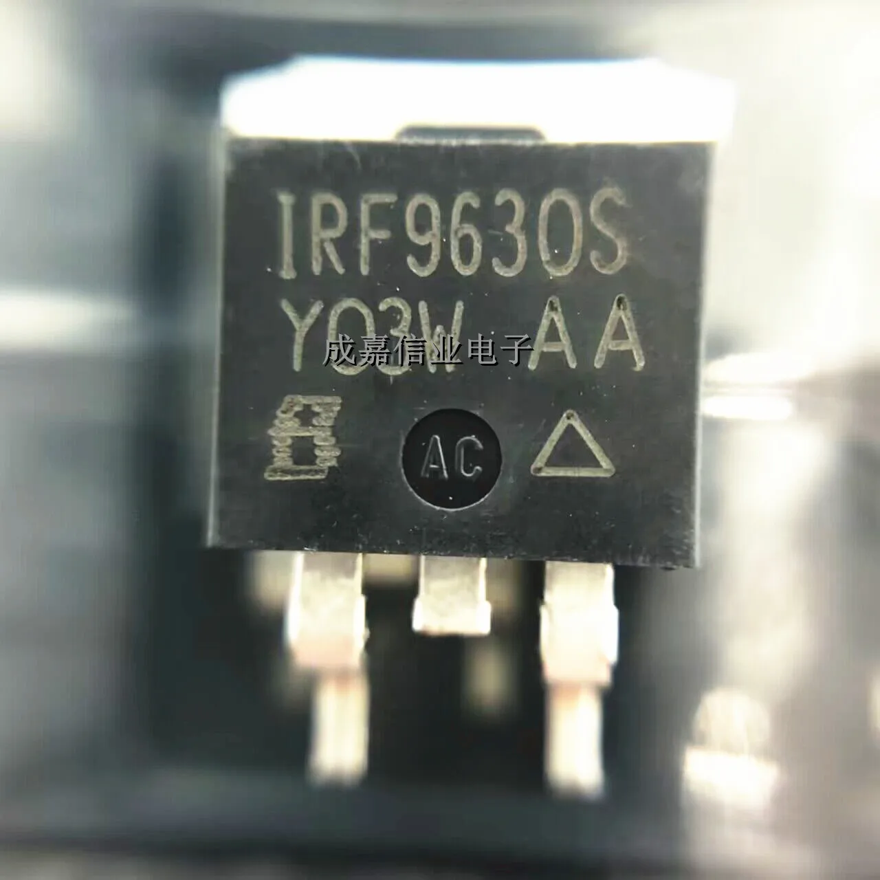 

10pcs/Lot IRF9630STRLPBF TO-263-3 IRF9630S Trans MOSFET P-Channel 200V 6.5A 3-Pin D2PAK-3 Operating Temperature:- 55 C-+ 150 C