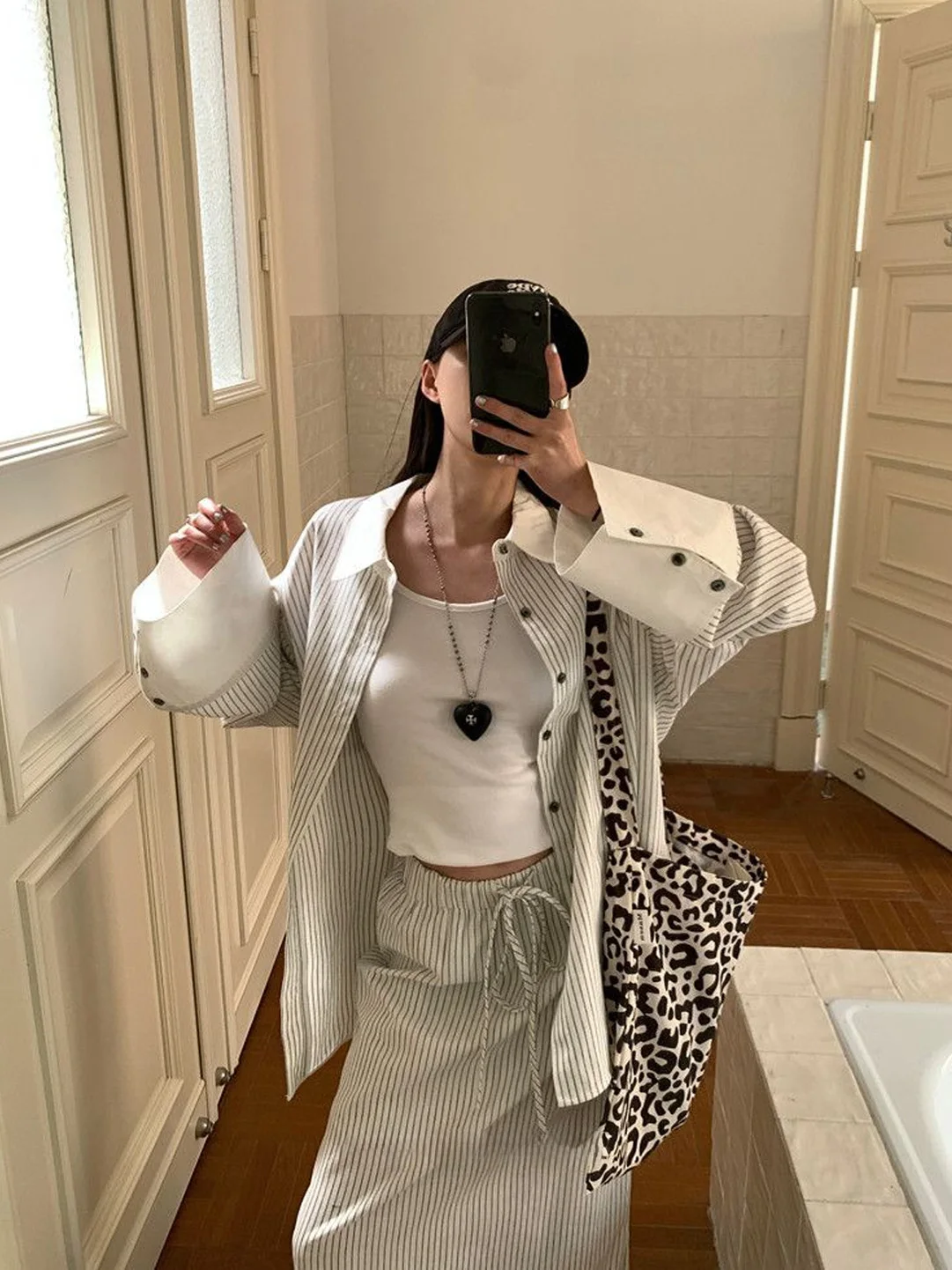 

Fashionable Lazy Striped Long Sleeve Loose Women's Shirt Spring 2026 New Style Slimming Half Skirt Versatile Set Casual Wear