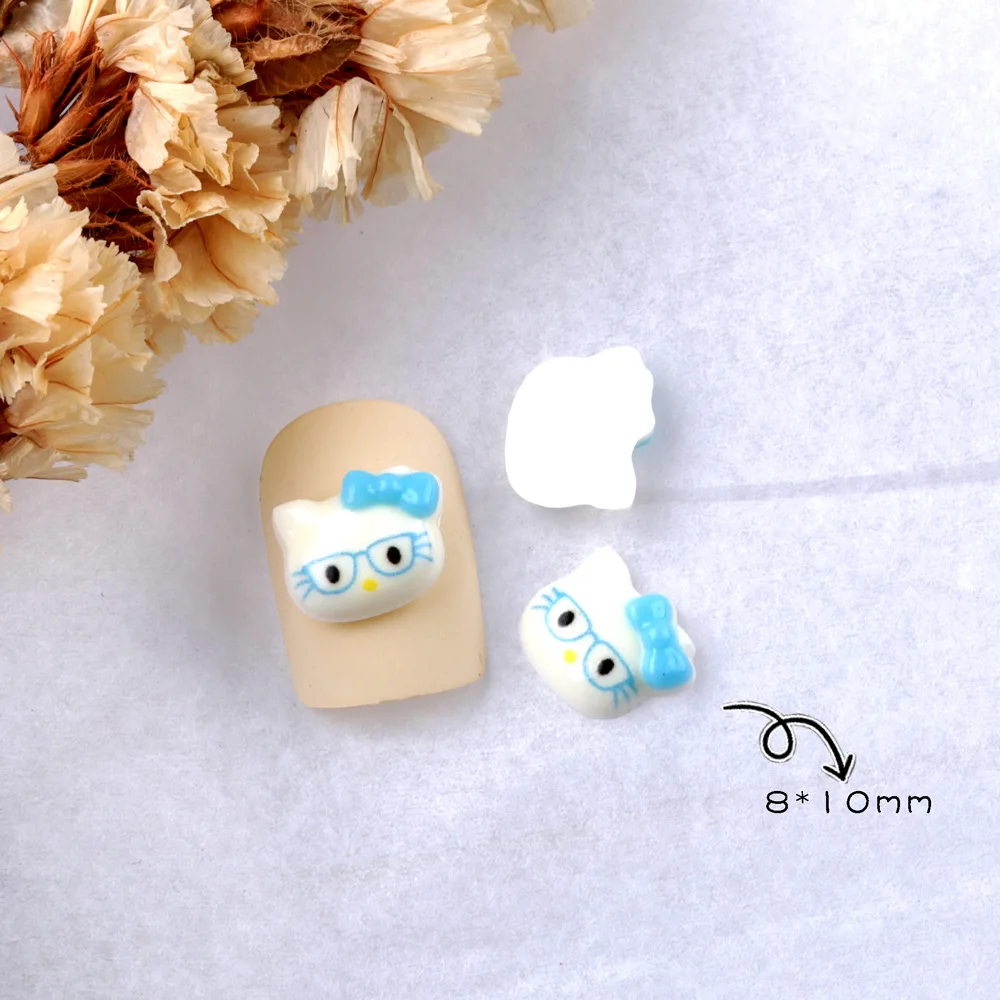 100개 3D 헬로 키티 네일 아트 세트 - DIY 카와이 휴일 매니큐어를 위한 귀여운 수지 참 & 소녀를 위한 완벽한 선물