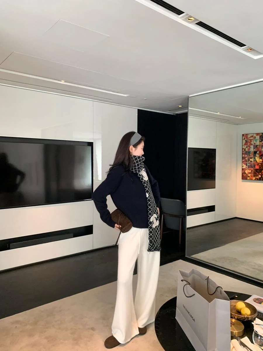 

Soft Cow Velvet Knitted round Neloose Women's Sweater Autumn Winter New Sle Commute Sle Casual Comfortable Faionable