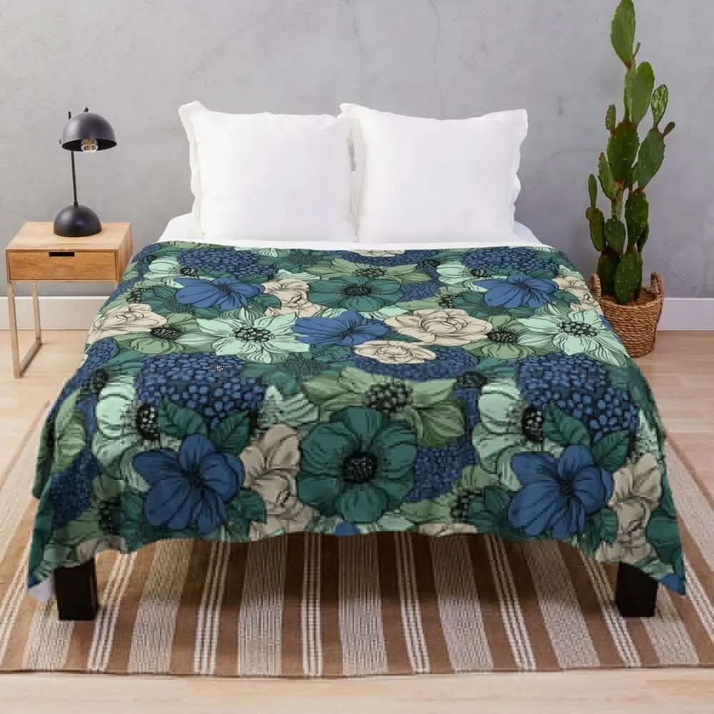 

Beryl Flowers Throw Blanket Decoratives manga Soft Plaid Blankets