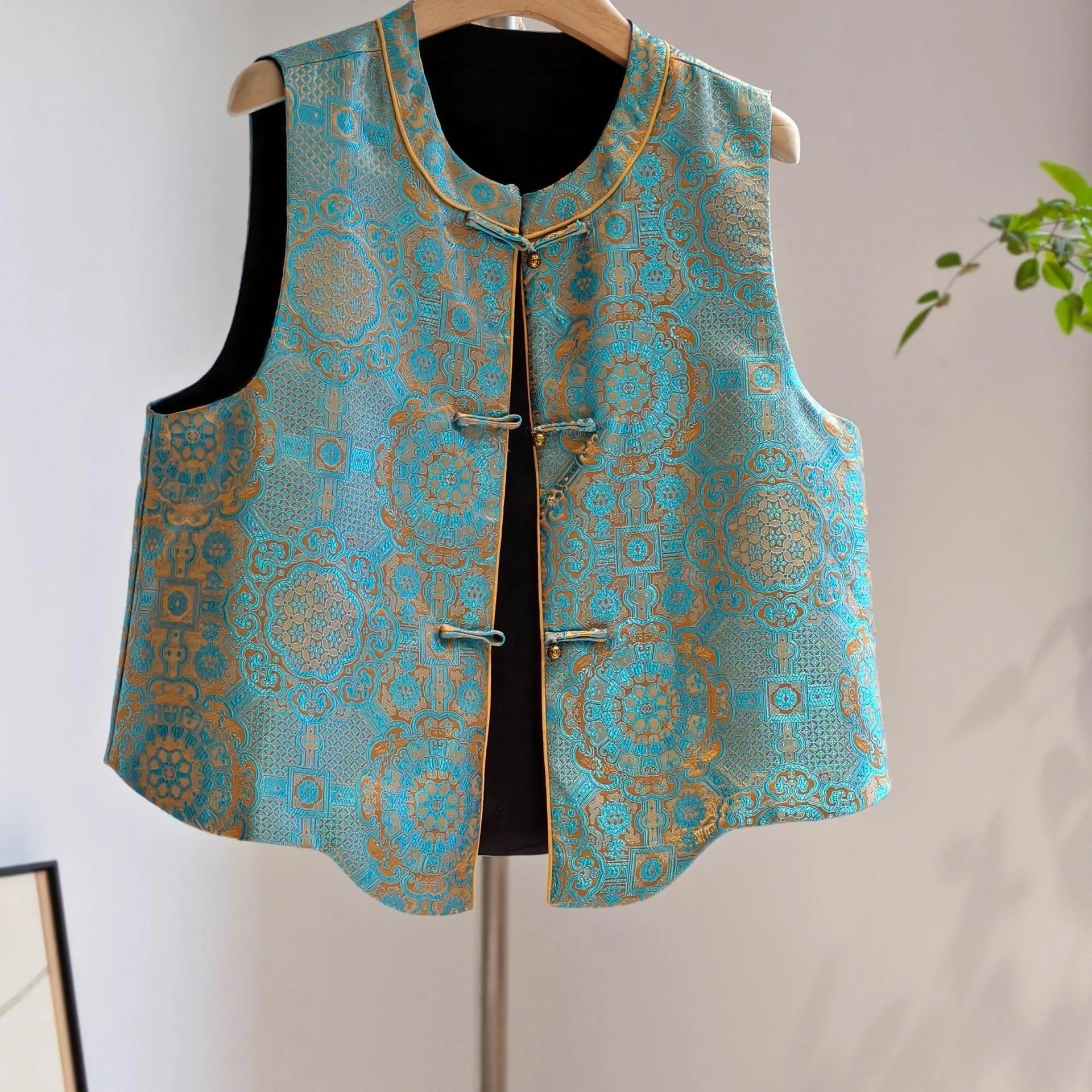 洗練された宋時代の錦織ベスト |   現代的な中国風のノースリーブトップス、エレガントな雰囲気漂う