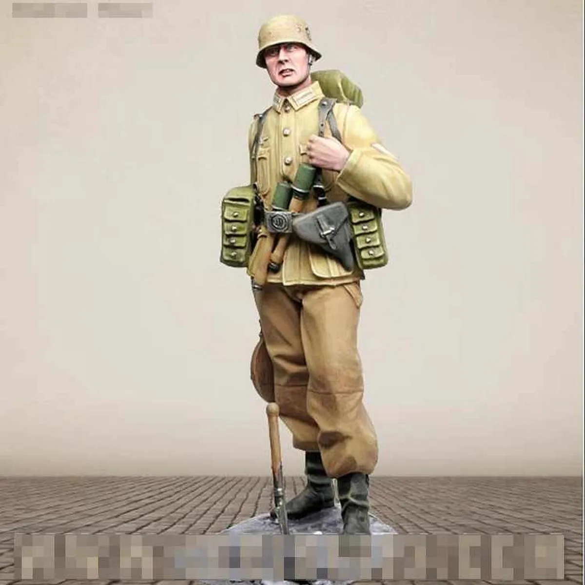 

1/16 Resin unpainted model kit, military theme, World War II German Soldier engineer unassembled and unpainted GK