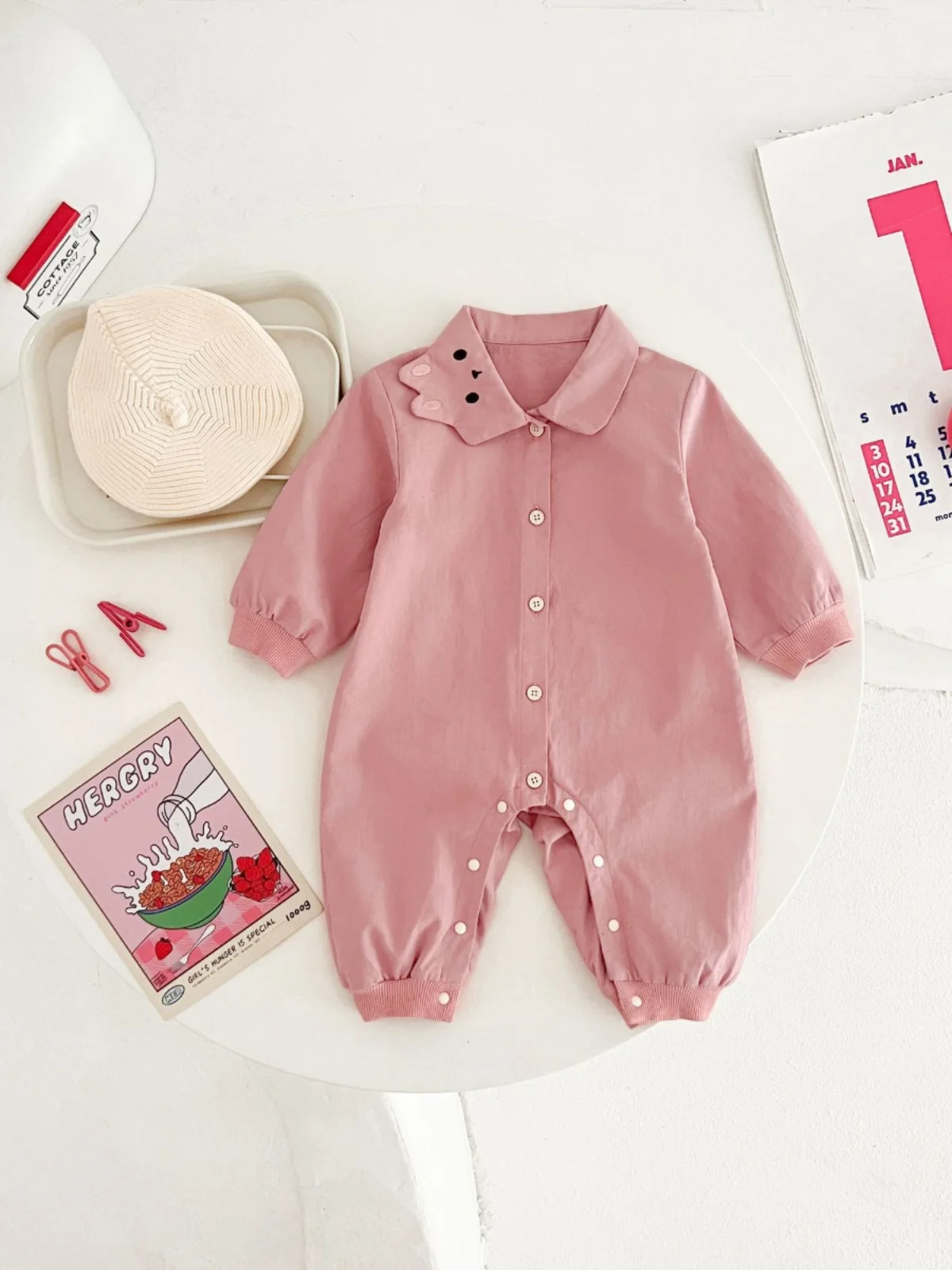 

Autumnal Faionable Rabbit Design Baby Girl Rer Outfit Cotton Material Versatile Cling Outfit for Little Ones