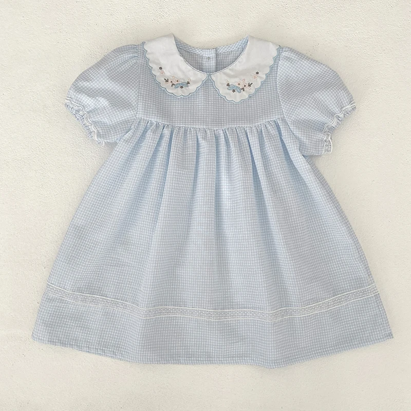 2026 Neues Sommerkleid für 2-6 Jahre, Kurzarm, Blumenmuster, Koreanische Version, Süßes Karokleid mit Besticktem Kragen für Mädchen – Detail 4