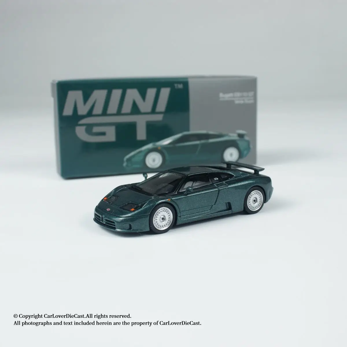

MINI GT No. 968 1/64 Bugatti EB110 simulation alloy, car model, collection