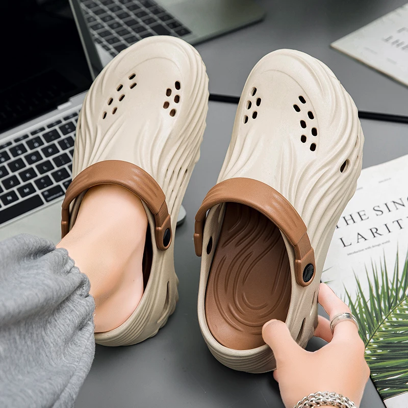 male New style Hot sale Summer Outdoor Beach Wading shoes Anti-slip Wear-resistant Sandals Baotou Slippers