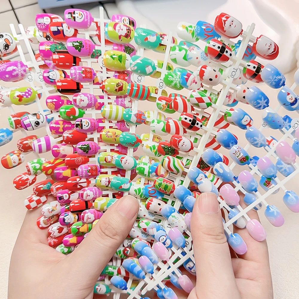 24PC/Sheet Children's Christmas False Nail Colorful Cartoon Santa Xmas Tree Snowman Acrylic Press On Nails New Year Gift For Kid