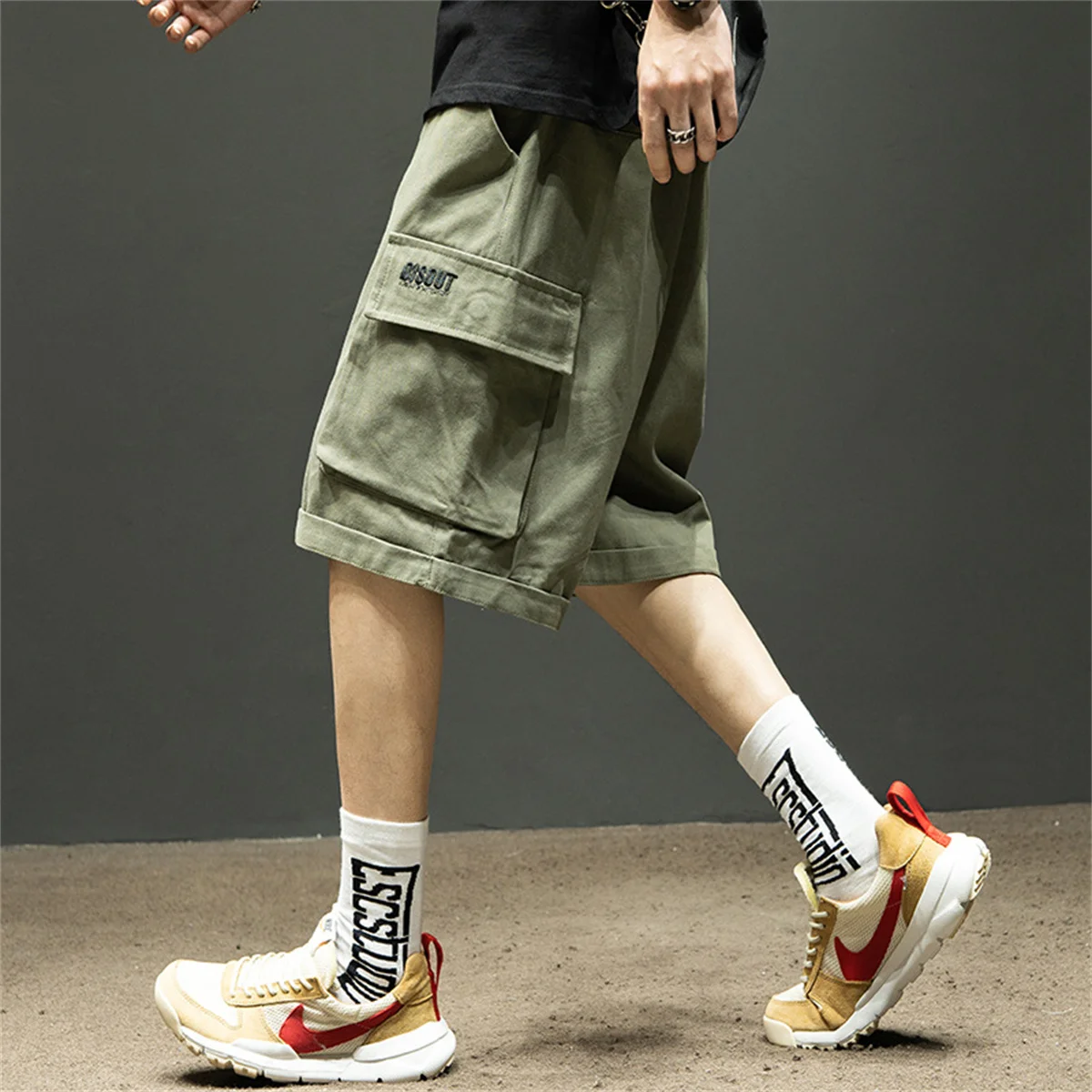 Black Hip Hop Cargo Shorts Men Summer Running High Street Loose Pants Streetwear White Casual Kahaki Shorts Boys Girl