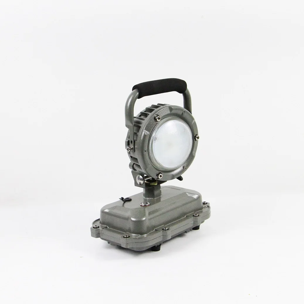 YYHCHumanized power display and low voltage warning function explosion-proof portable searchlight