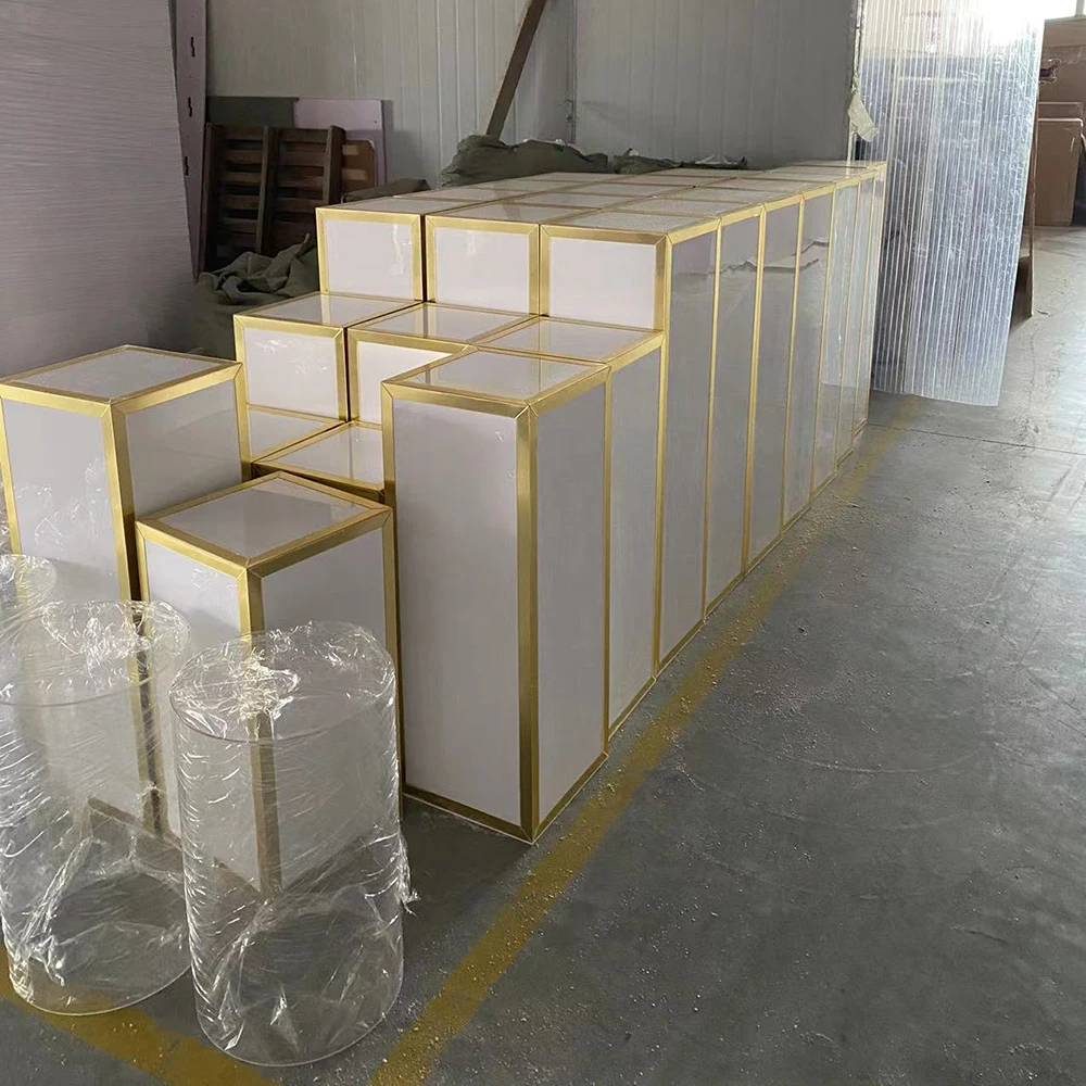 Hot Metal Cake Table Plinth  Display Candy Table Wedding Furniture Gold Stainless Steel Table for Cake