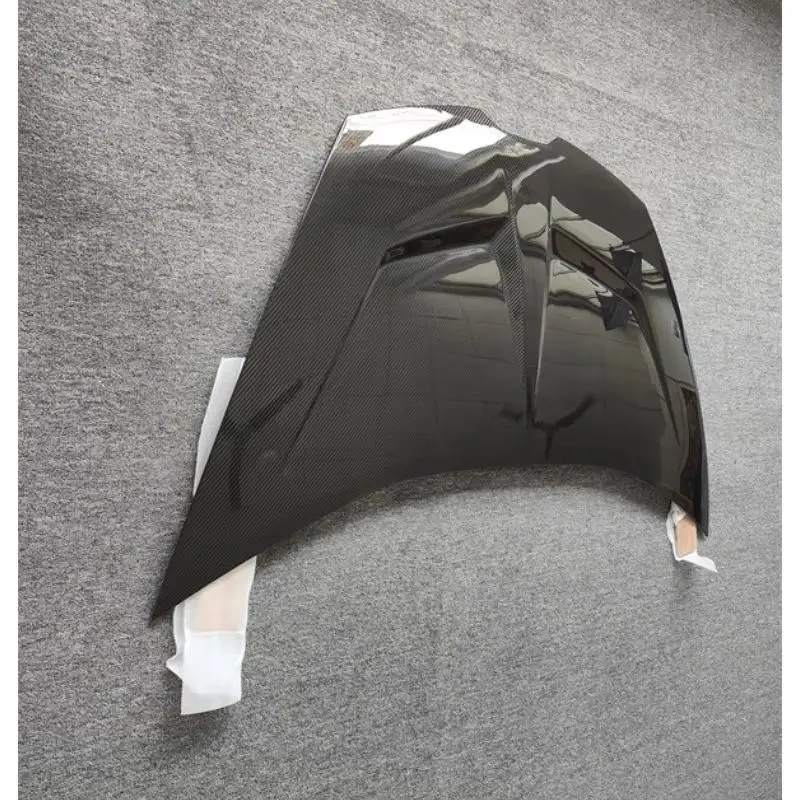 

Suitable for Lamborghini Huracan LP610 modified body kit 1016 style carbon fiber engine hood