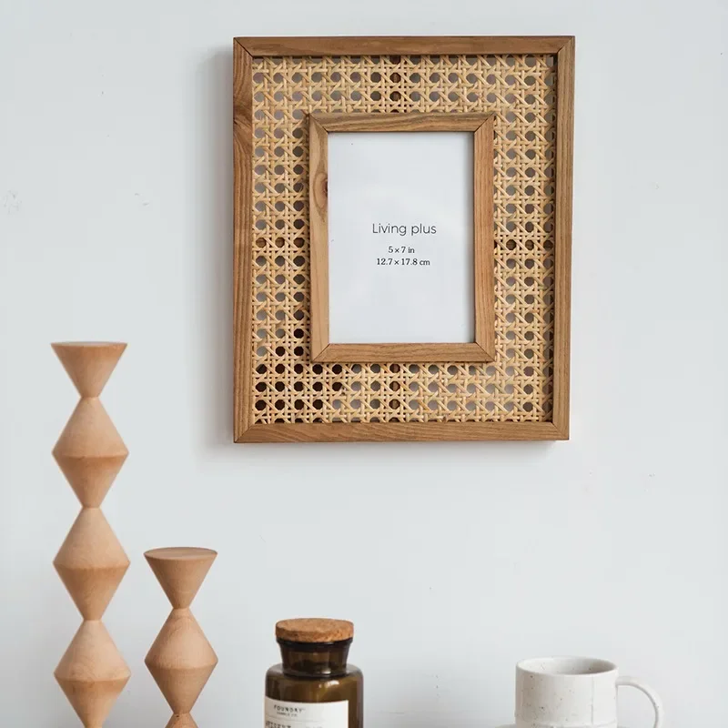 5x7 in Boho Rattan Picture Frame with Wooden Border, Wall Photo Frames for Family Photo Gifts Rattan Wall Decor