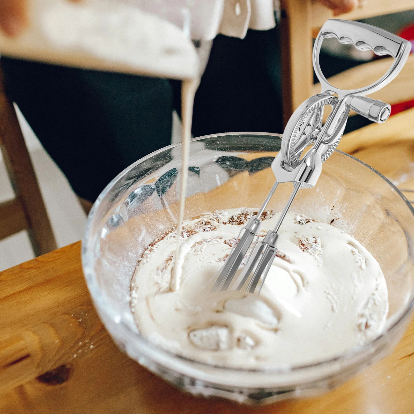 

4Pcs Kitchen Baking Tool Set Manual Rotary Egg Beater Handheld Whisk Silicone Brush Spatula Dough Mixer Semi-Automatic Egg Whisk