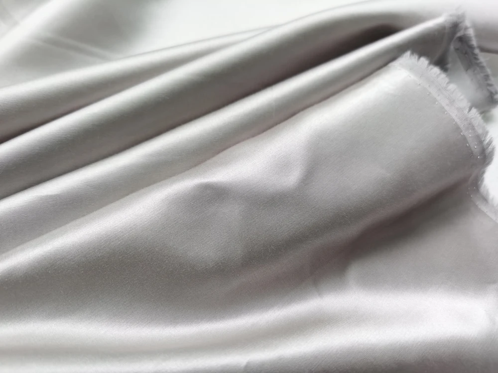 50cm*139cm Silver Gray 60% Silk 40% Cotton Charmeuse Fabric 15momme, Soft Smooth Surface Textile Material for Dressmaking