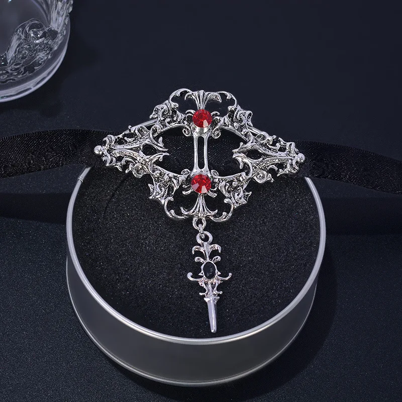 Women Goth Jewelry  Lace Velvet Necklaces Vintage Gothic Charms Choker Vampire Party Cosplay Accessory Punk Clavicle Chain Gift
