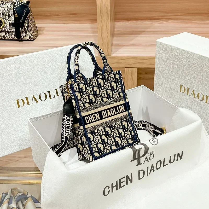 DIY Name Logo Embroidery Luxury Canvas Tote Bag For Women High Quality Ladies Designer Purse Customized Handbags Travelling Bag