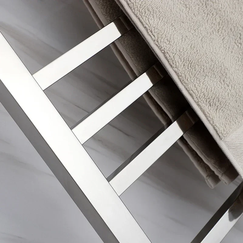 

Felix Luxurious Electric Wall Mounted Towel Warmer Rail Heated Rack 304 stainless steel Fashion Square towel warmer for bathroom