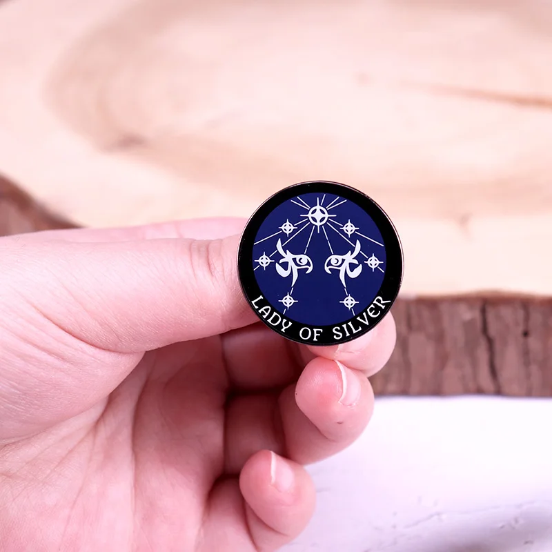 Selune الرمز المقدس المينا دبوس D & D عوالم منسية شارة RPG ألعاب مجوهرات المهوس نردي هدية #4