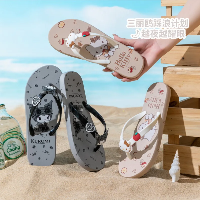 

Женские шлепанцы Hello Kitty, тапочки в стиле аниме Cinnamoroll Kawaii Sanrio Kt Kuromi, домашние нескользящие уличные пляжные тапочки