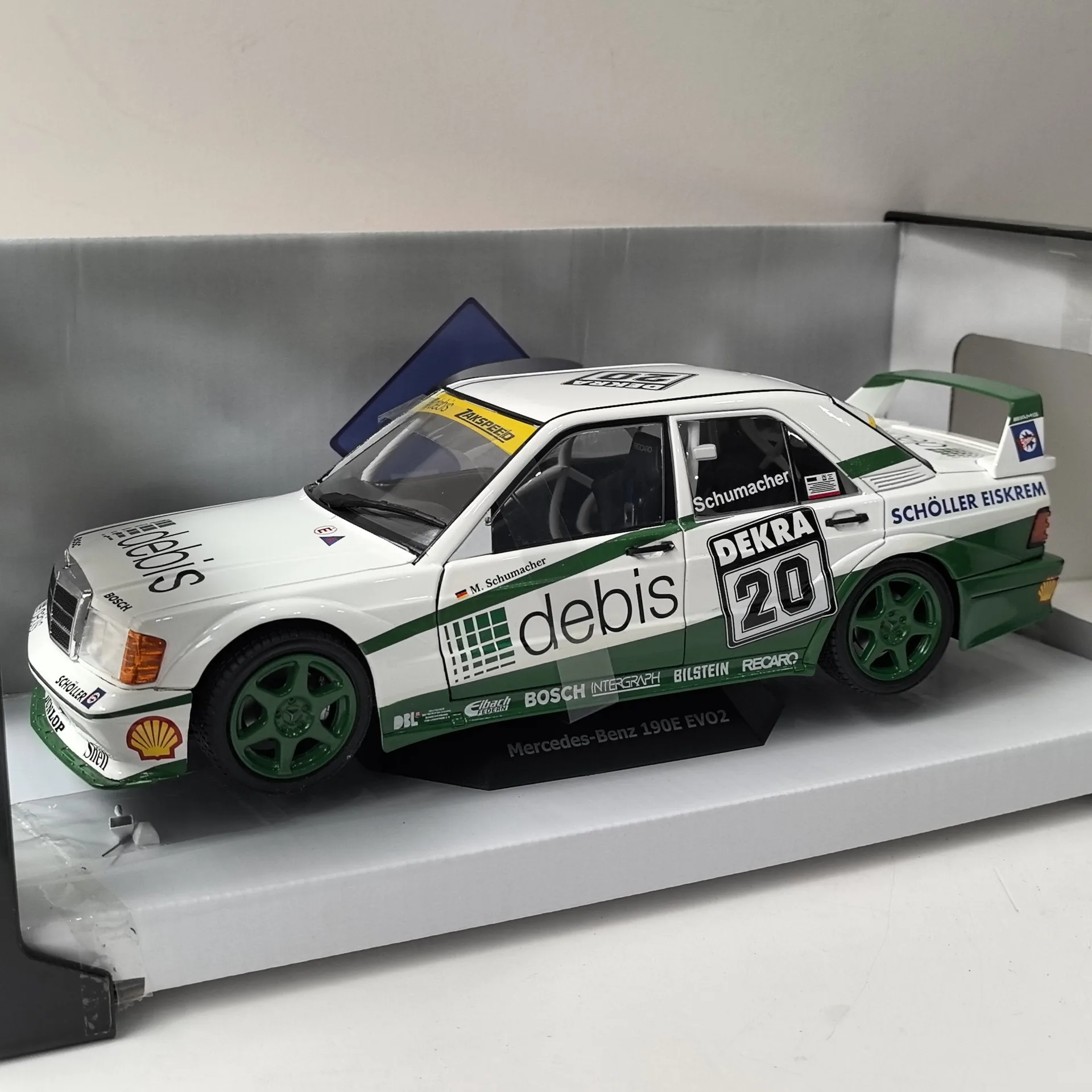 

Diecast SOLIDO 1/18 Scale BENZ 190E EVO2 #20 Benz Alloy Car Model Collectible Toy Gift Souvenir Display Ornament