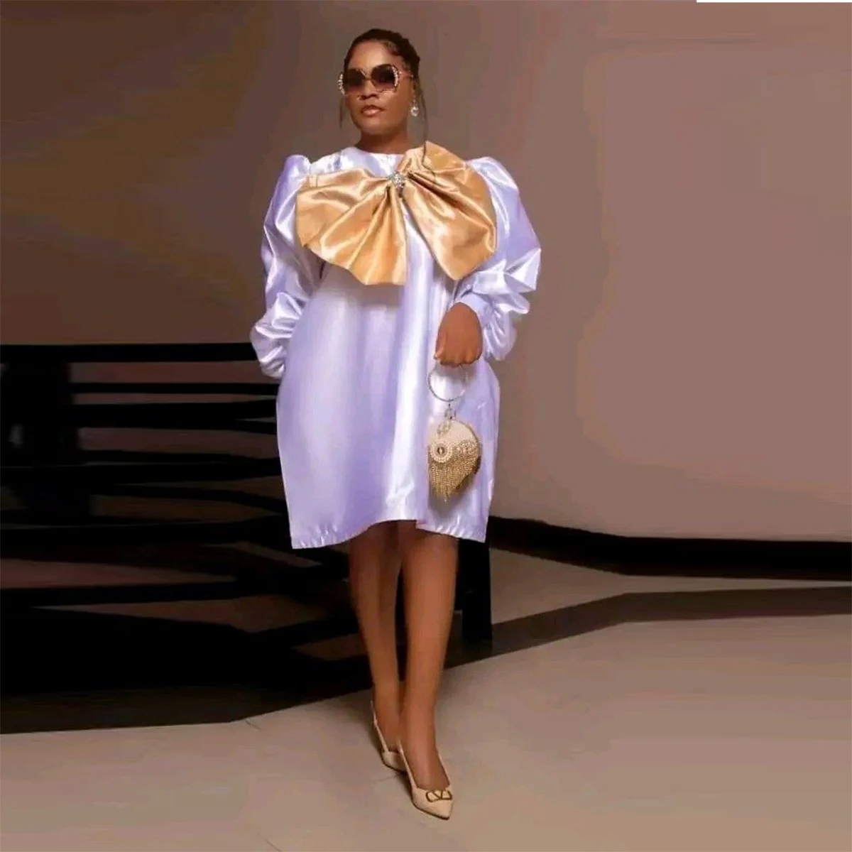 

White Satin Long Sleeves Evening Gowns With Gold Bow Knee Length Women Prom Dress Zipper Back Formal Party Dress