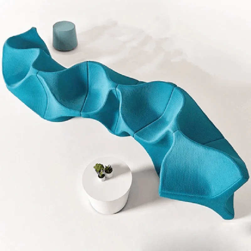 Designer creative fiberglass special-shaped sofa receives guests light luxury S-shaped hotel lobby simple personality