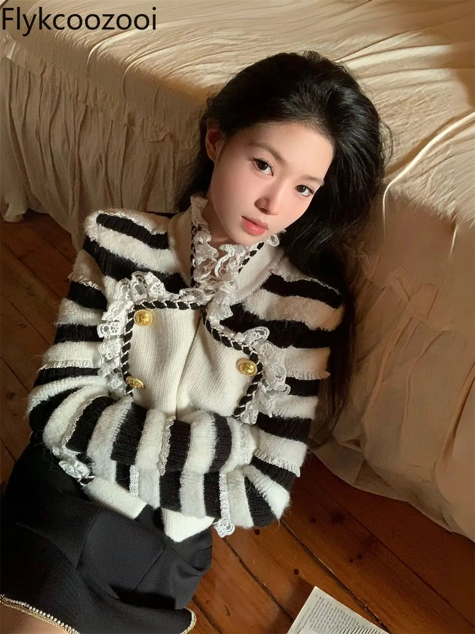 Design Sense Striped Knit Sweater Winter New Sexy High-waisted Skirt Suit Women Autumn Casual Roupas Femininas Conjuntos