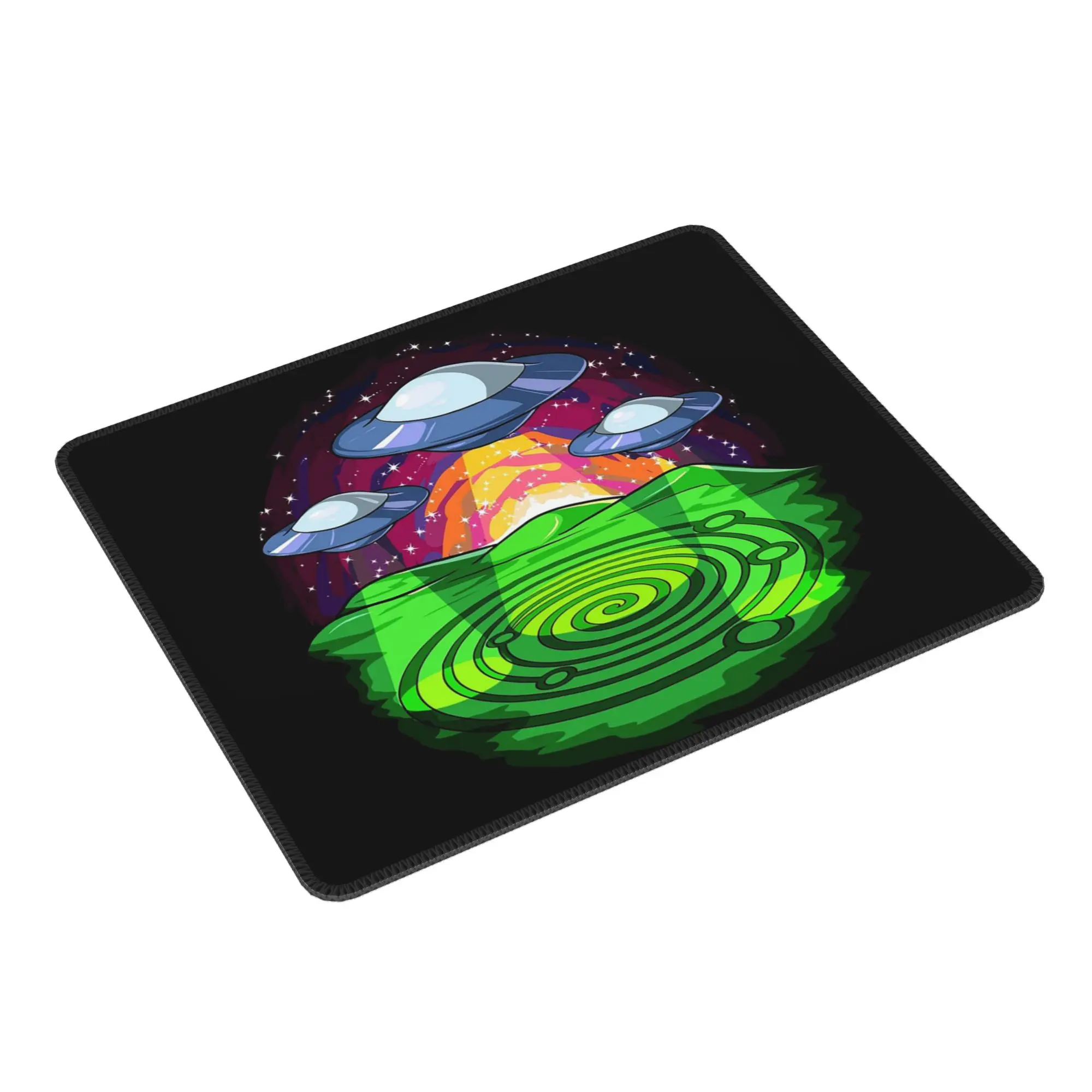 Fantasy UFO And Alien Landscape Mouse Pad Computer Keyboard Mouse Mat Gaming PC Laptop Desk Mat Office Accessories Table Mats