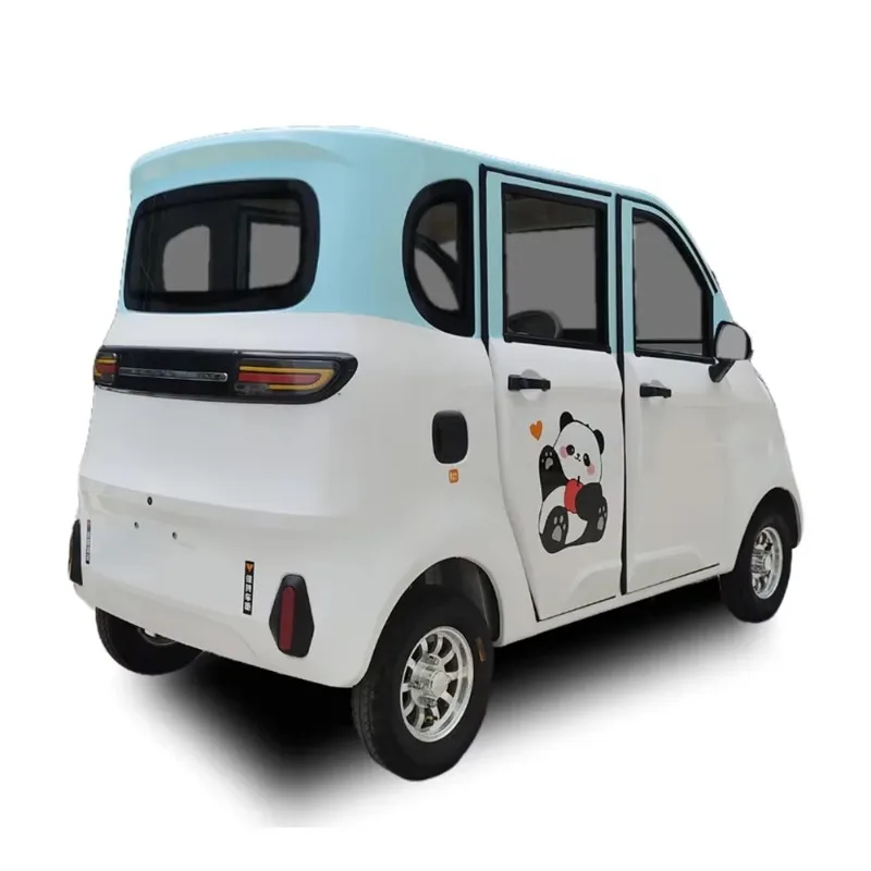 China Manufactured Four-Seater Four-Wheel Tram
