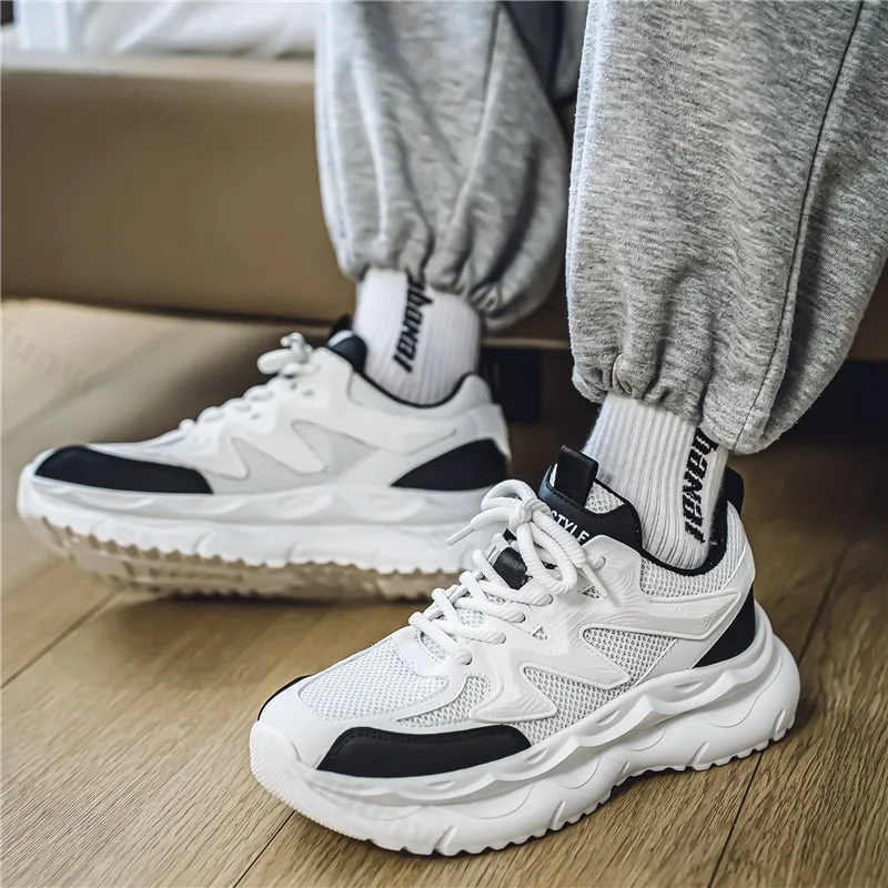 

Новинка лета 2024, мужская спортивная повседневная обувь с дышащей сеткой, модные трендовые удобные массивные кроссовки на толстой подошве, увеличивающие рост