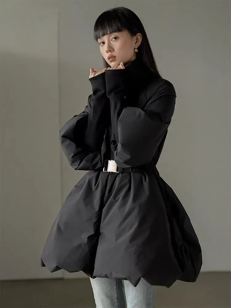 2026 Herbst und Winter Laterne Ärmel Daunenjacke Damenmode Vielseitige Gürtel Daunenmäntel Stehkragen Schnee Parka Jacke