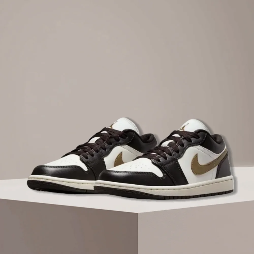 

Высокие баскетбольные кроссовки Nike Air Jordan 1 в стиле ретро унисекс, прочная амортизация премиум-класса с поддержкой лодыжки DC0774-200