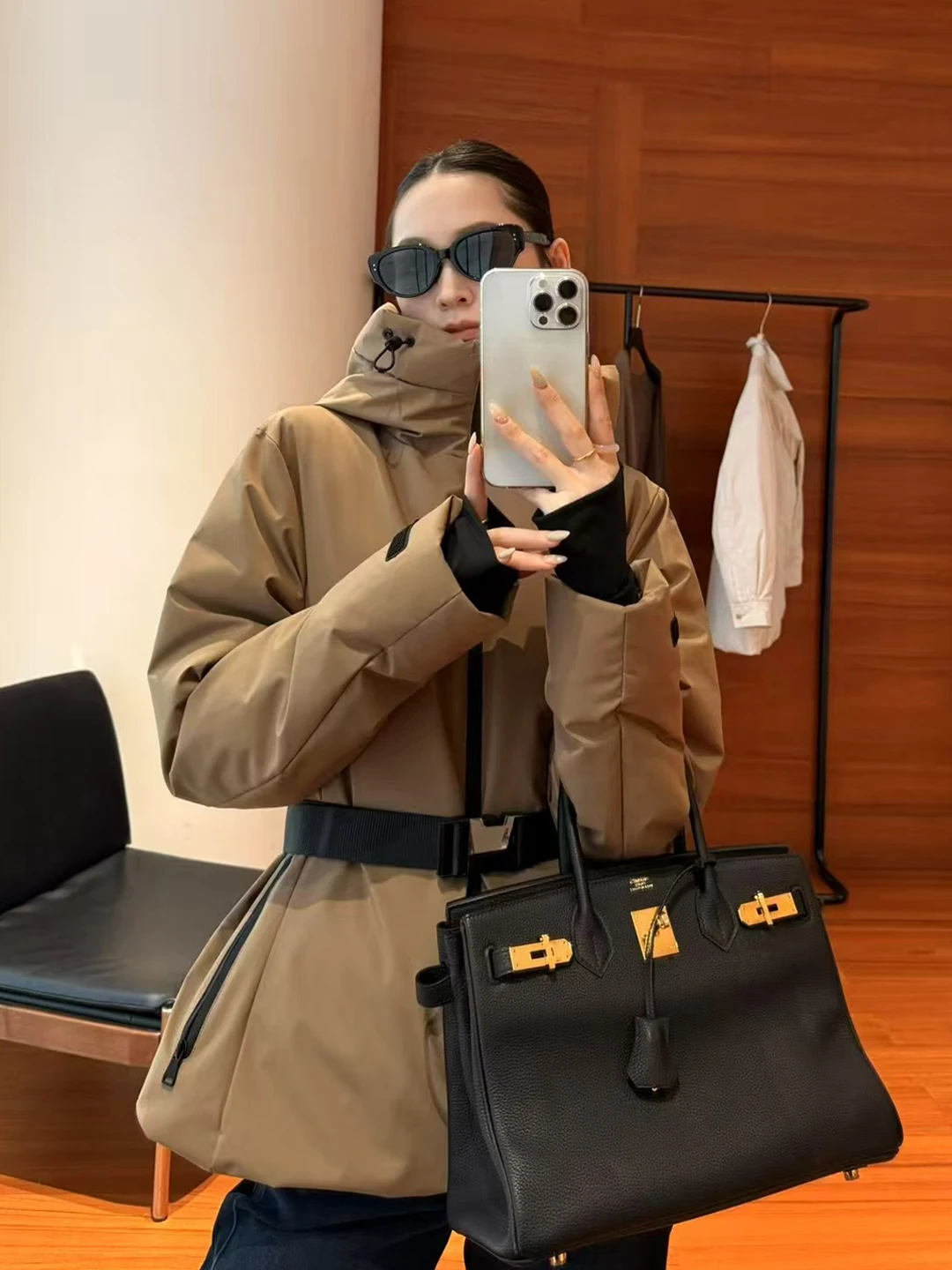 

Women's Hooded Goose down Jaet Waist-Cinching Belted Outdoor Casual Loose Warm Coat Korean Sle Long Sve Zipper Closure