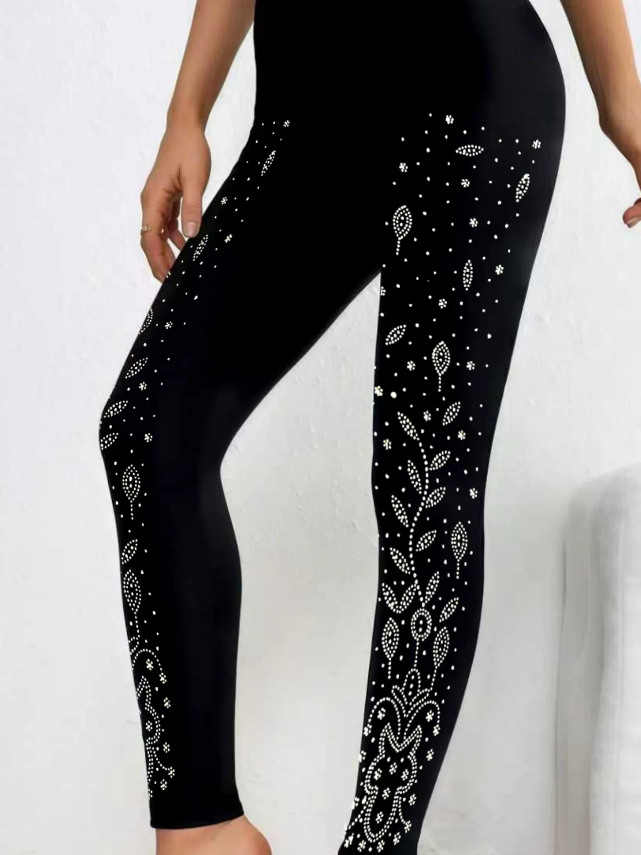 Women's Flower Hot Drilling Leggings Shiny Rhinestone High Waist Stretchy Slim Match Nine Point Pants For Shopping Wear - view 4