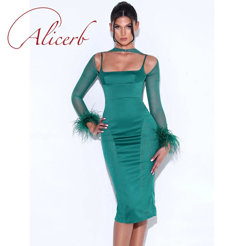 

Elegant Emerald Green Satin Cocktail Dress Knee Length Sexy See-Through Mesh Sleeve With Feather Simply Pageant Party Dress 2023