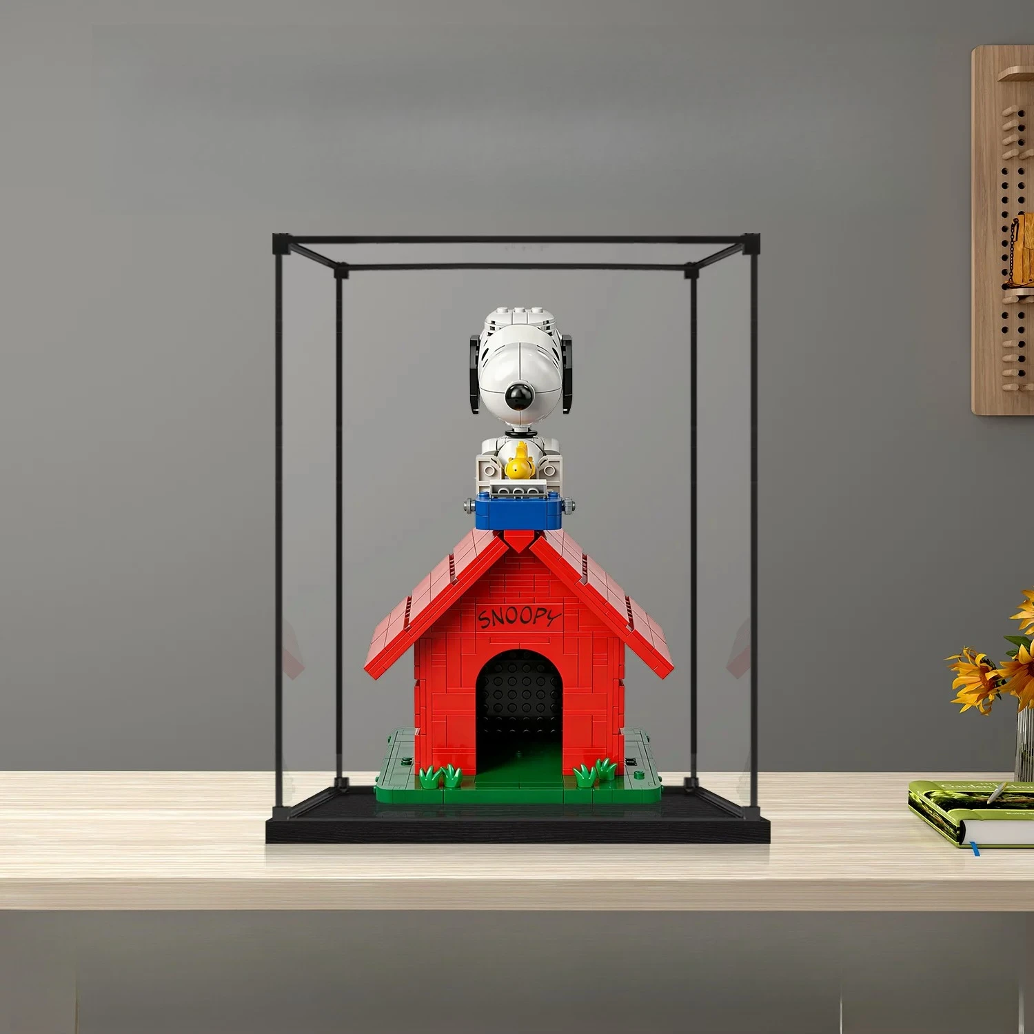

Acrylic Display Case for LEGO 21368 Snoopy's Doghouse 2026 Creative Building Blocks Toy Dustproof Display Box