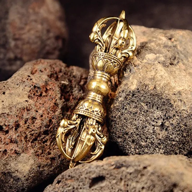 1PC Vajra Tibetan Buddhist Lama Dorge Decor Vintage Brass Hand Carving Religious Supplies Fengshui Ornament Collectibles