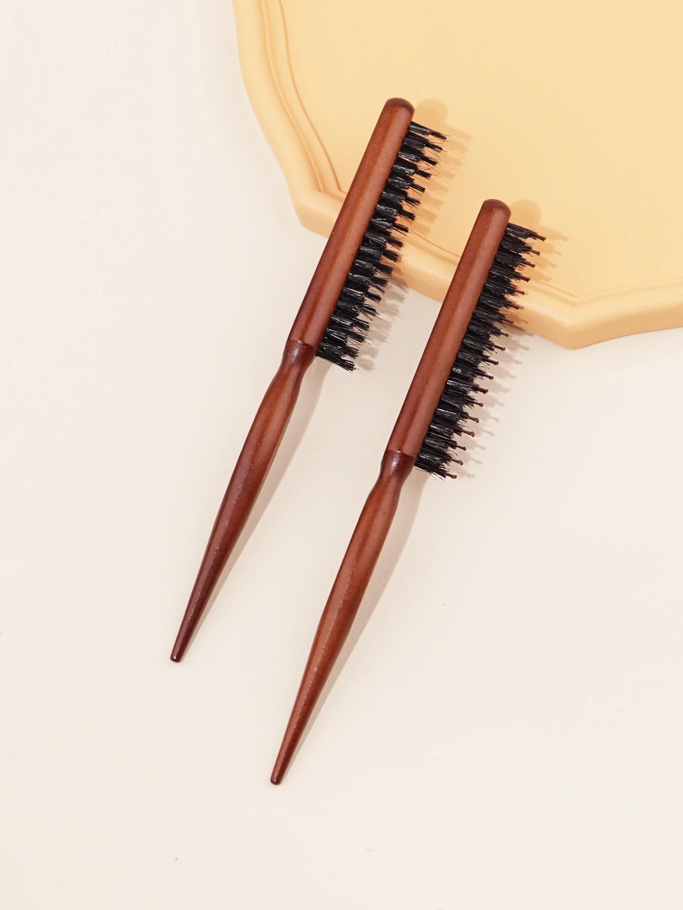 1 piece of wooden mouse tail comb tear comb for hair segmentation for edge control, combing back, smoothing, and fluffiness